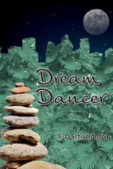 Paperback Dream Dancer Book