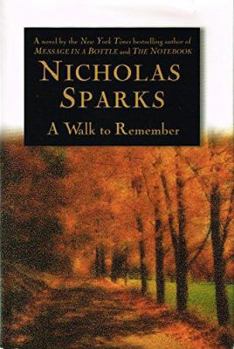 Hardcover A Walk To Remember - Large Print Book