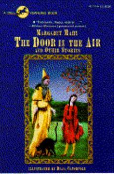 Paperback The Door in the Air Book