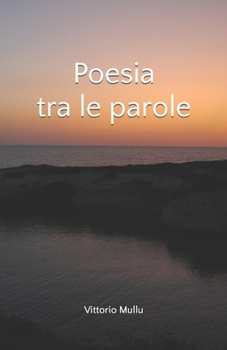Paperback Poesia tra le parole [Italian] Book