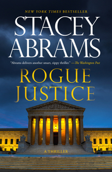 Paperback Rogue Justice: A Thriller Book