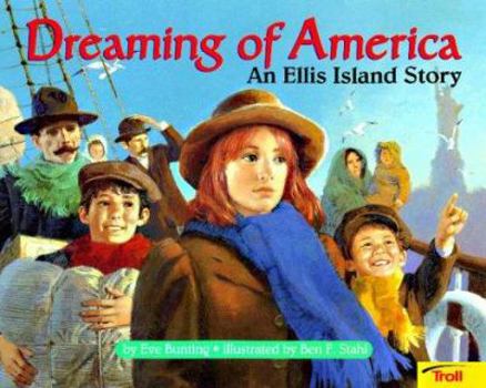 Paperback Dreaming of America Pbk Book