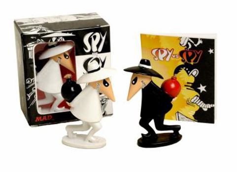 Paperback Spy Vs. Spy Book