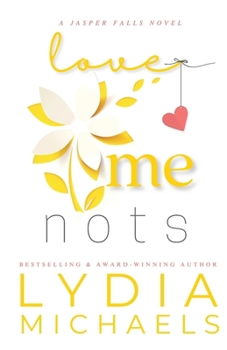 Paperback Love Me Nots [Large Print] Book