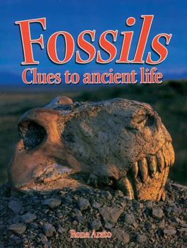 Paperback Fossils: Clues to Ancient Life Book