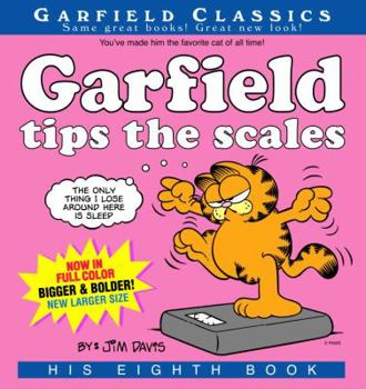 Paperback Garfield Tips the Scales Book