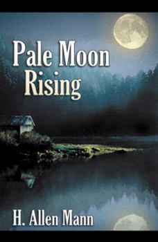 Paperback Pale Moon Rising Book