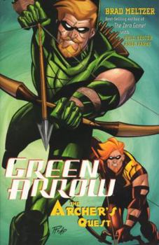 Paperback Green Arrow: The Archer's Quest Book