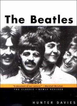 Paperback The Beatles: The Classic Book