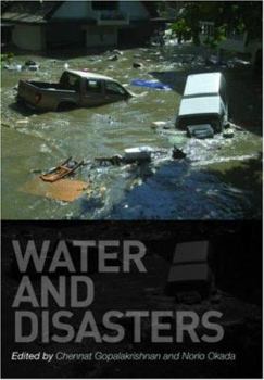 Paperback Water and Disasters Book