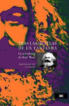 Paperback Tras las huellas de un fantasma [Spanish] Book