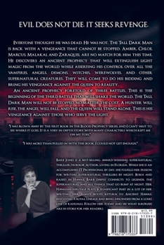 Paperback Rise of the Hunter: Rise of the Hunter [Large Print] Book