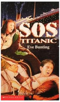 Paperback SOS Titanic Book