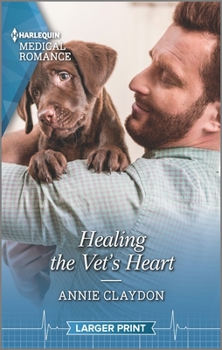 Mass Market Paperback Healing the Vet's Heart [Large Print] Book
