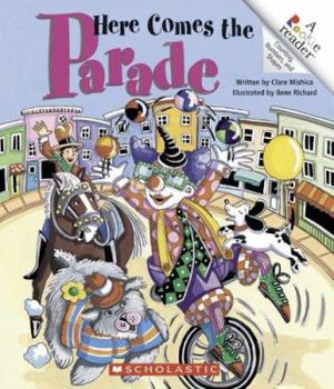Paperback Here Comes the Parade Book