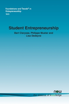 Paperback Student Entrepreneurship: Reflections and Future Avenues for Research Book