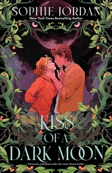 Kiss of a Dark Moon (Moon Chasers, Book 2) - Book #2 of the Moon Chasers