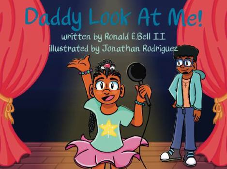 Paperback Daddy Look At Me Book