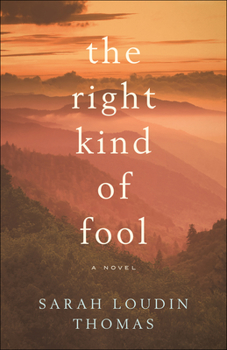 Paperback The Right Kind of Fool Book