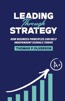 Paperback Leading through Strategy Book