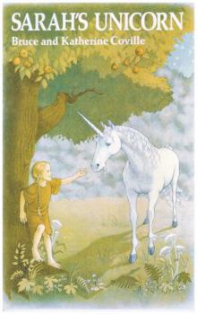 Paperback Sarah's Unicorn Book