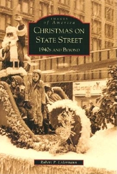 Paperback Christmas on State Street:: 1940's and Beyond Book