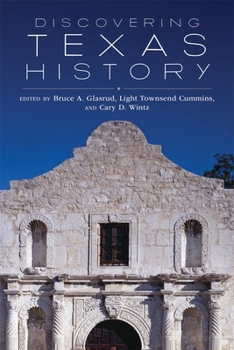 Paperback Discovering Texas History Book