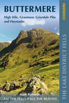 Paperback Walking the Lake District Fells - Buttermere: High Stile, Grasmoor, Grisedale Pike and Haystacks Book