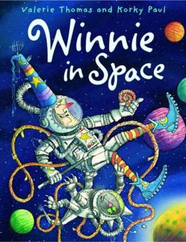 Hardcover Winnie in Space. Valerie Thomas and Korky Paul Book
