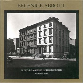 Paperback Berenice Abbott (Masters of Photography, 9) Book