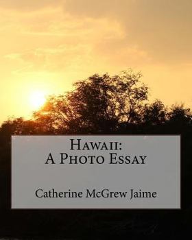 Paperback Hawaii: A Photo Essay Book