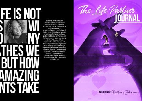 Paperback The Life Partner Journal: Communicating Together Book