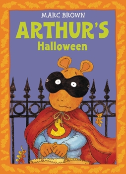 Paperback Arthur's Halloween: An Arthur Adventure Book