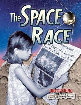 Paperback The Space Race Book