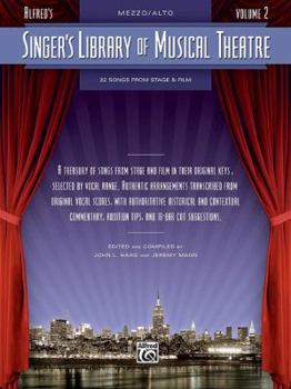 Paperback Singer's Library of Musical Theatre, Vol 2: Mezzo Soprano/Alto Voice Book