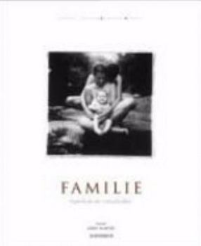 Paperback Familie. [German] Book