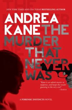 Paperback The Murder That Never Was Book