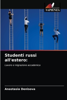 Paperback Studenti russi all'estero [Italian] Book