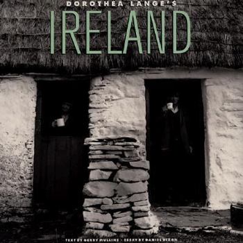 Paperback Dorothea Lange's Ireland Book