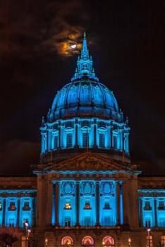 Paperback San Francisco, California City Hall at Night Journal: Take Notes, Write Down Memories in this 150 Page Lined Journal Book