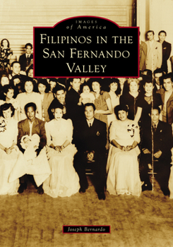 Paperback Filipinos in the San Fernando Valley Book