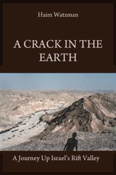 Paperback A Crack in the Earth Book