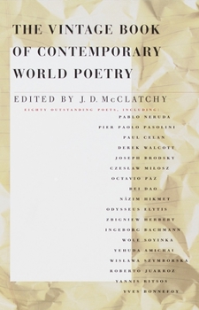 Paperback The Vintage Book of Contemporary World Poetry Book