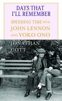 Hardcover Days That I'll Remember: Spending Time with John Lennon and Yoko Ono [Large Print] Book