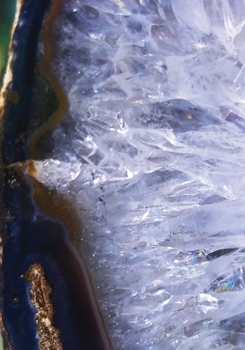 Yearless Weekly Planner - Quartz Tower: (7 x 10) Including: 2020, 2021, & 2022 Calendars (Crystal Photography)