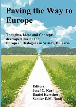Paperback Paving the Way to Europe Book