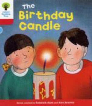 Paperback Oxford Reading Tree: Level 4: Decode and Develop: The Birthday Candle Book
