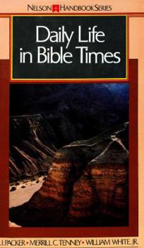 Paperback Daily Life in Bible Times Book