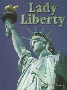 Paperback Lady Liberty (Shutterbug Books: Social Studies) Book