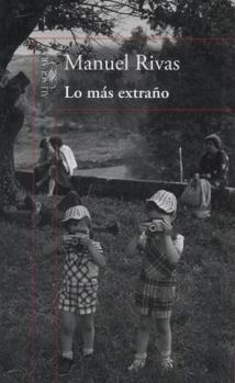 Hardcover Lo Maas Extraano [Spanish] Book